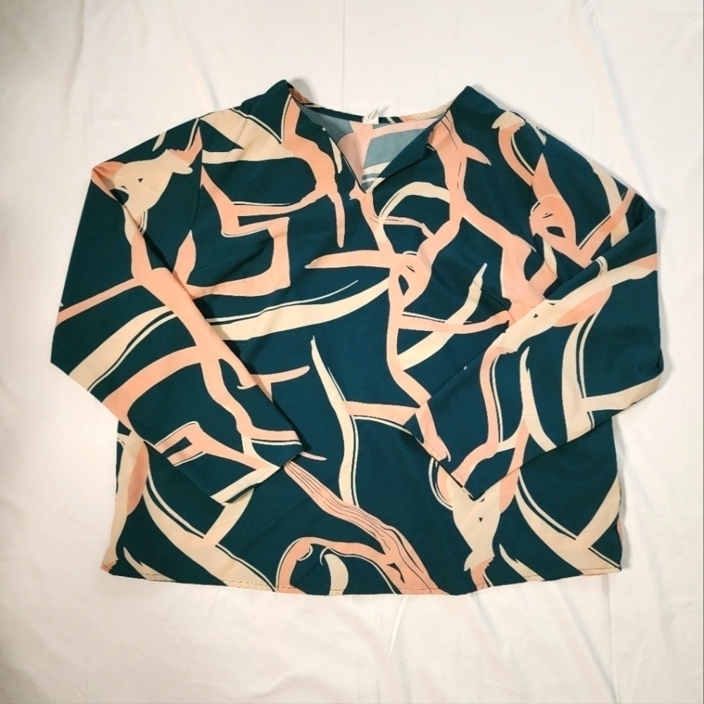 Womens Green and Pink Allover Print Lightweight 2X V Neck Blouse